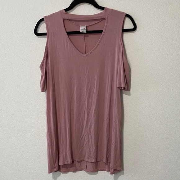 Brendas Tops - Women's Sexy Cold Shoulder Top Tee T-Shirt Shirt Sleeve